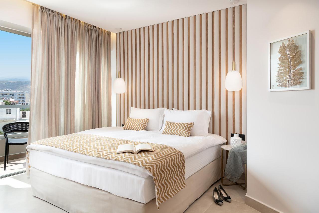 M City Hotel Hriszí Aktí Haniá Kültér fotó